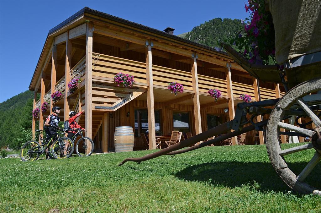 La Tresenda Hotel And Mountain Farm Livigno Exteriér fotografie