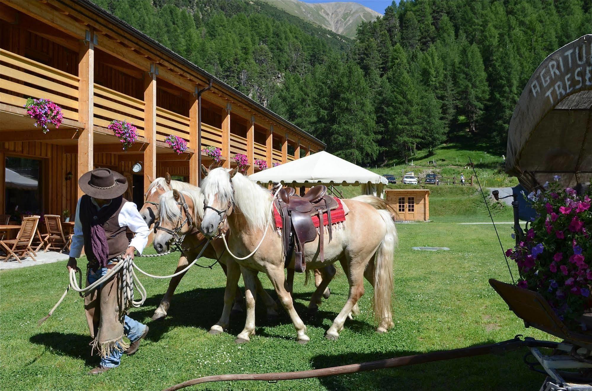 La Tresenda Hotel And Mountain Farm Livigno Exteriér fotografie